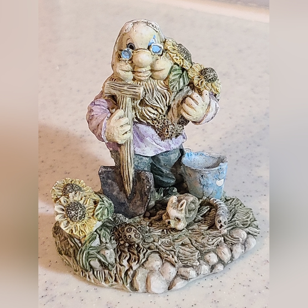 Garden Figurine Knick Knack